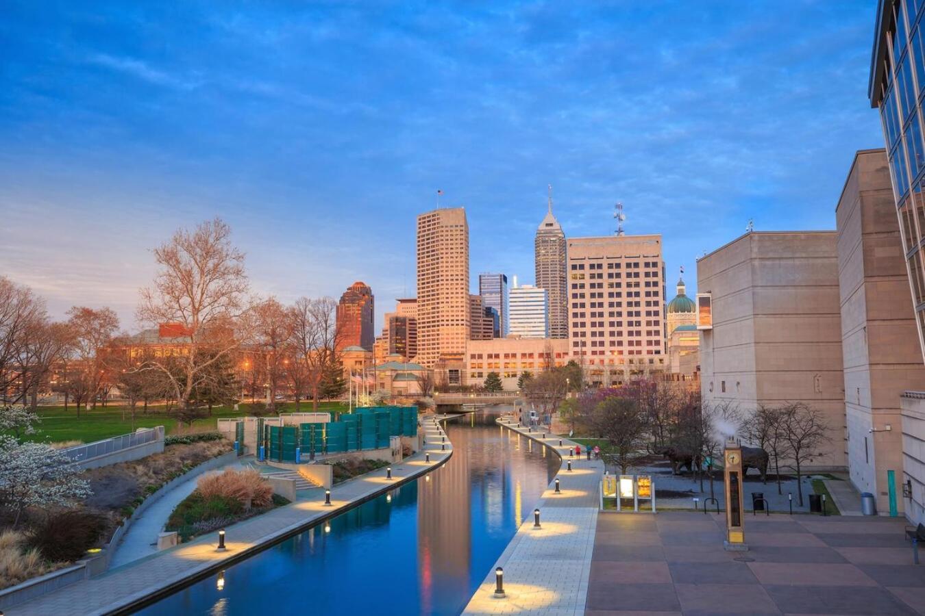 Downtown Suite, Free Parking & Lucas Oil- Conv Center Skywalk #5 Indianapolis Dış mekan fotoğraf